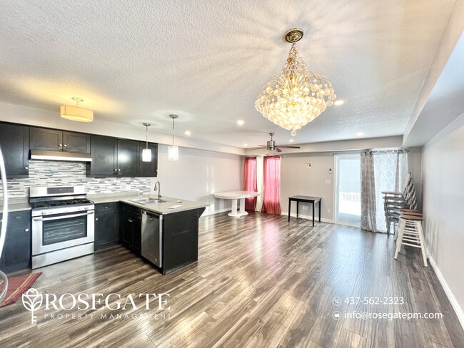 Building Photo - Spacious Main-Level Living with All Utilities Included in Woodstock