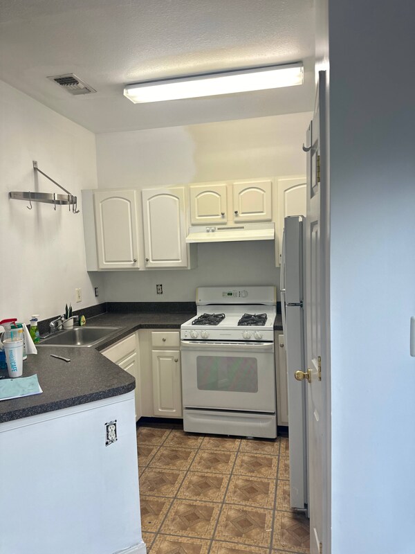 Foto del edificio - 43560 Evergold Terrace