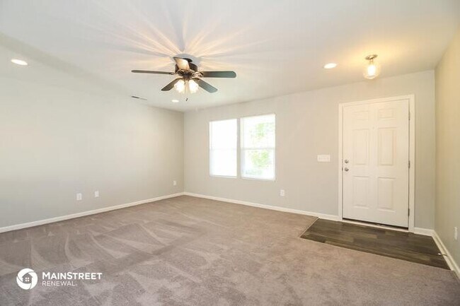 Foto del edificio - 408 Inlet Place Dr, Winston-Salem, NC 27127
