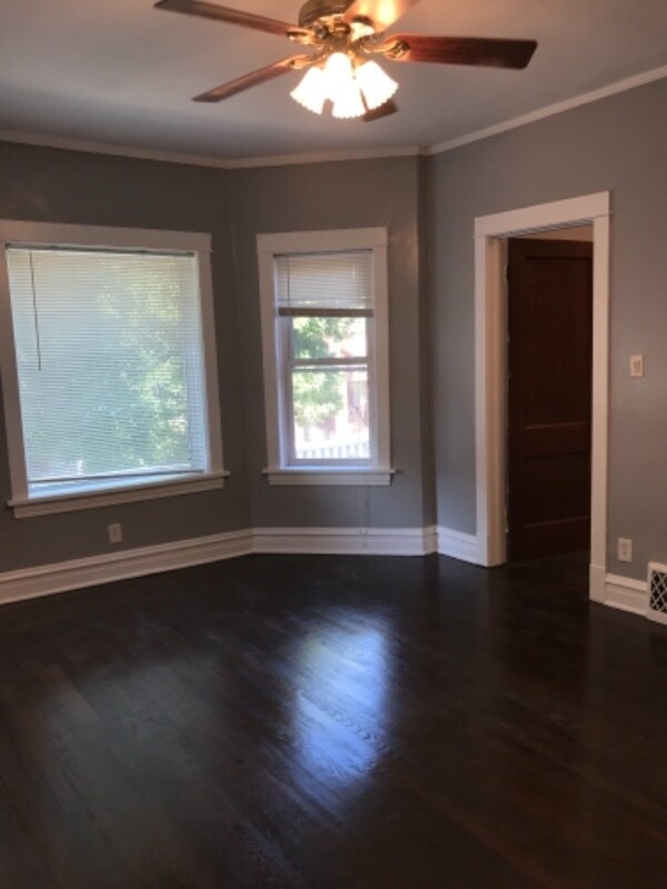 Photo - 5027 W Sunnyside Ave