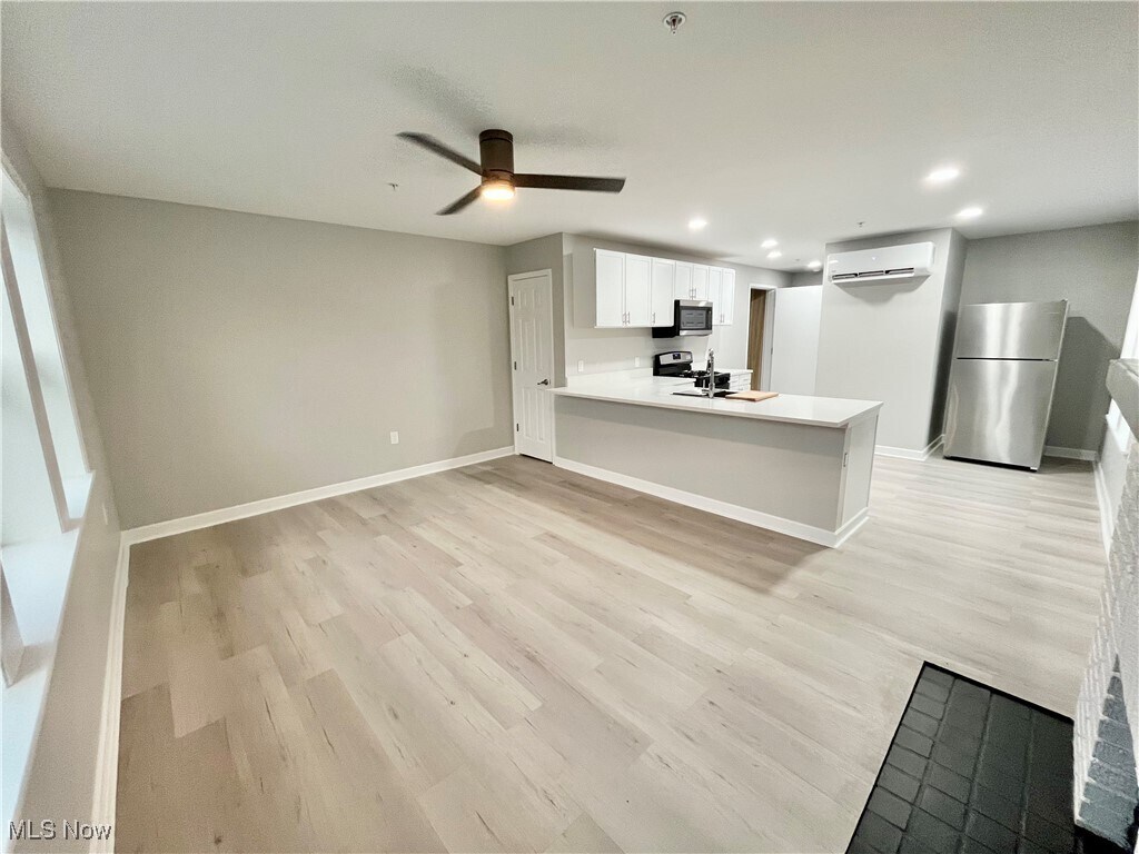 12381 Cedar Rd Cleveland Heights, OH 44106 – photo 5