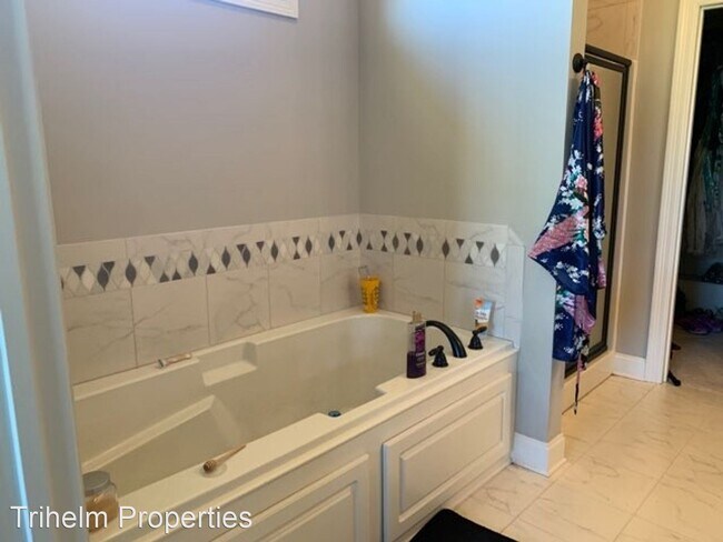 Foto del edificio - 3 br, 2 bath House - 257 Falls Crossing