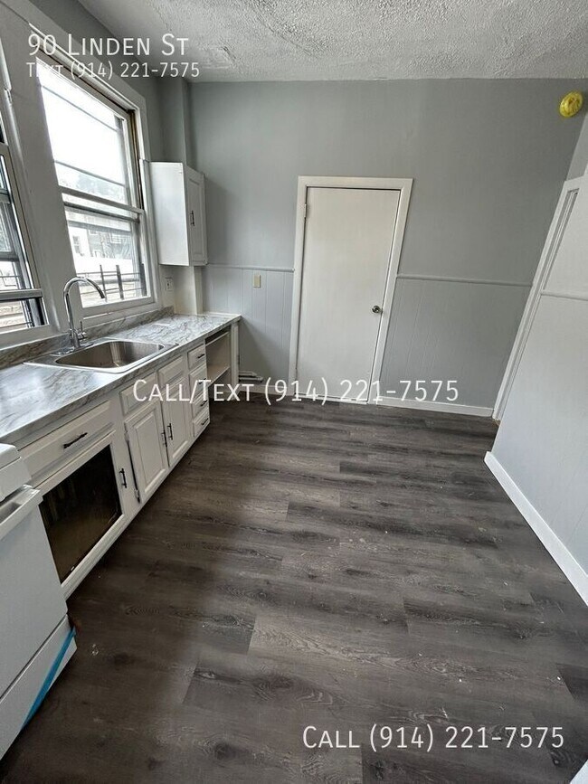 Foto del edificio - 90 Linden St