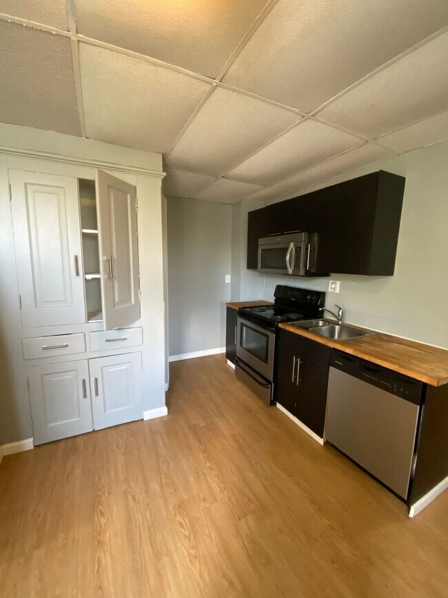 Foto del edificio - 2637 S 18th St