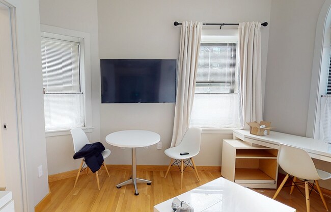 Foto del edificio - 15 Mount Auburn St