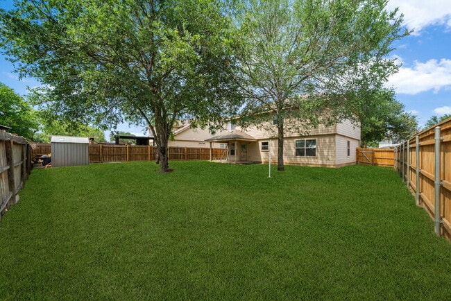 Building Photo - 7715 Black Oak Pass