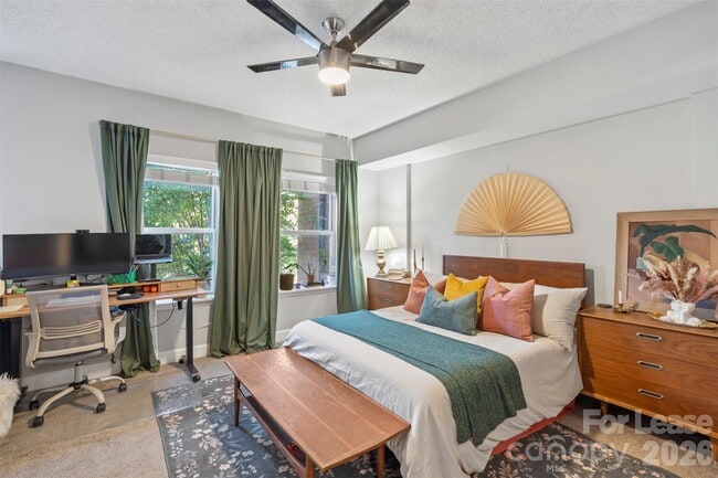 Foto del edificio - 1320 Fillmore Ave