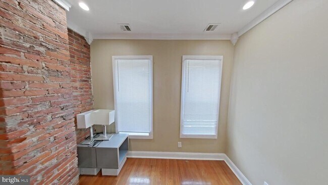 Foto del edificio - 122 N 53rd St