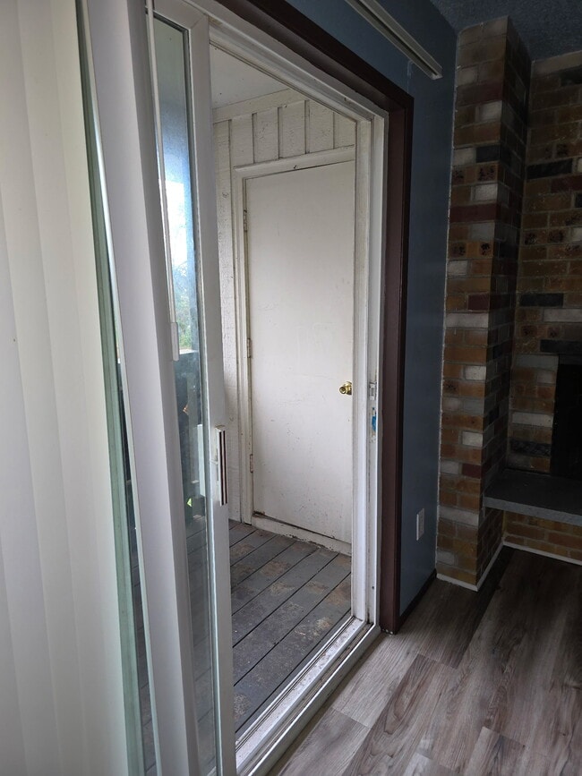 Foto del edificio - 4411 76th Ave W