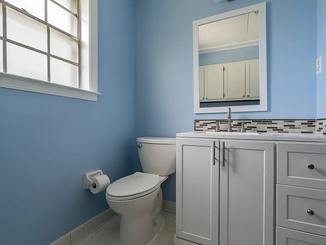 Foto del edificio - 5714 Sleepy Woods Cove