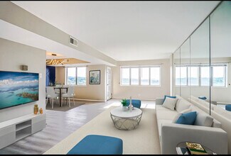 Building Photo - 5340 Holmes Run Pkwy