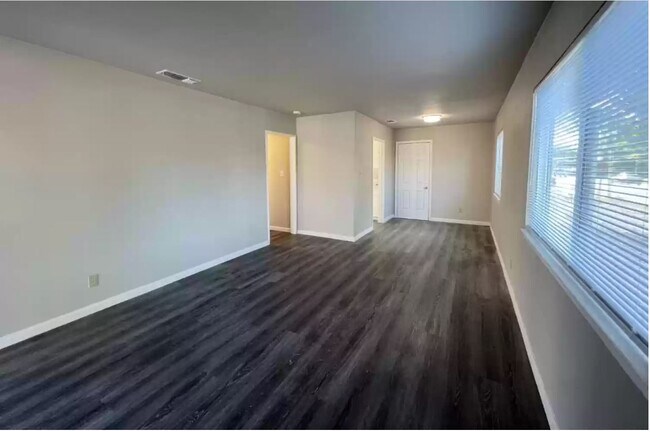 Foto del edificio - 7360 25th Ave