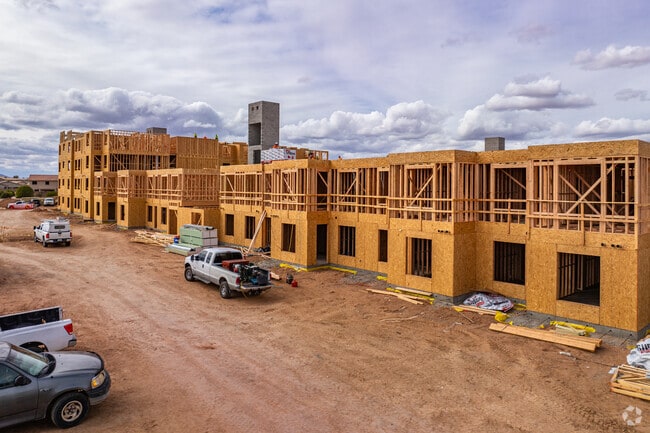 Building Photo - Album Surprise