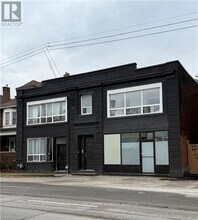 Building Photo - 590-590 Main St E