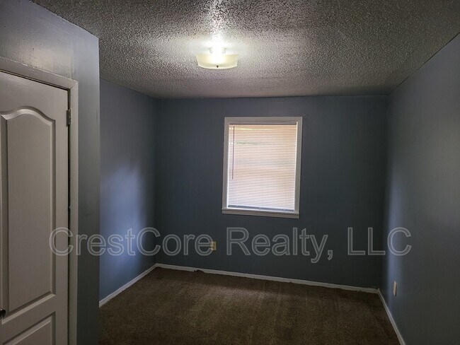 Foto del edificio - 596 S Danny Thomas Blvd