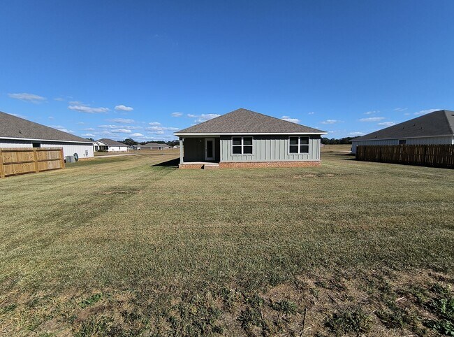 Building Photo - Single Family Home for Rent