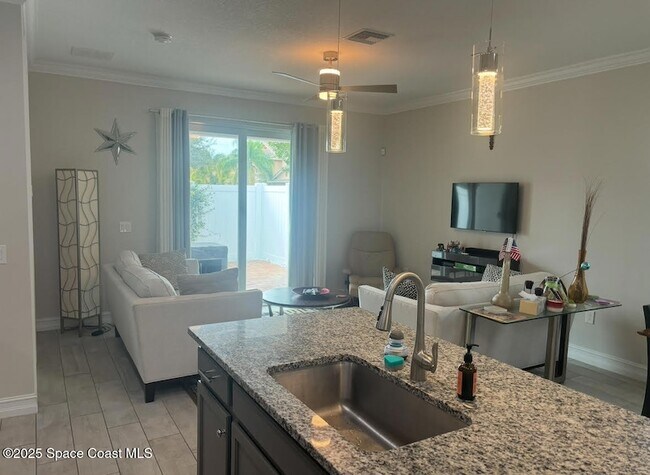 Foto del edificio - 1805 Noel Pl