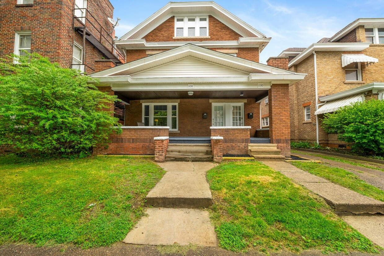 1108 10th St, Huntington, WV 25701 Townhome Rentals in Huntington WV