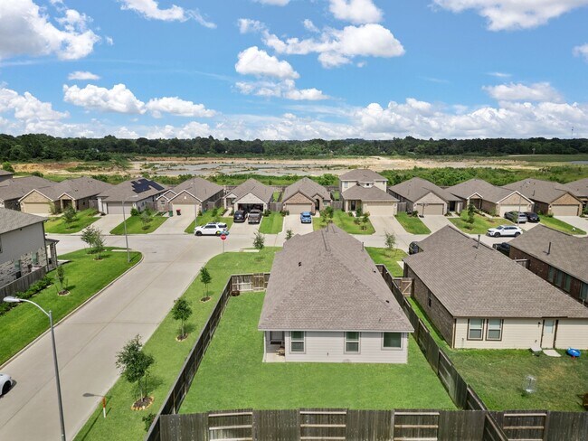 Foto del edificio - 18447 Running Shadow Ct