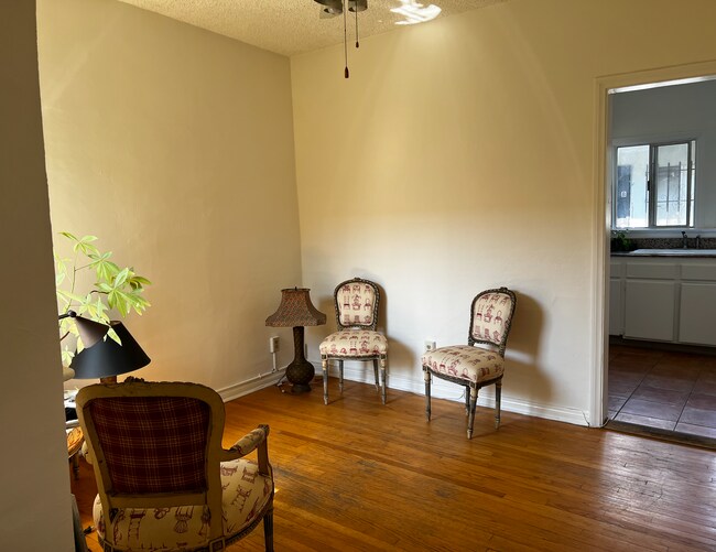 Building Photo - 1275 N Hayworth Ave