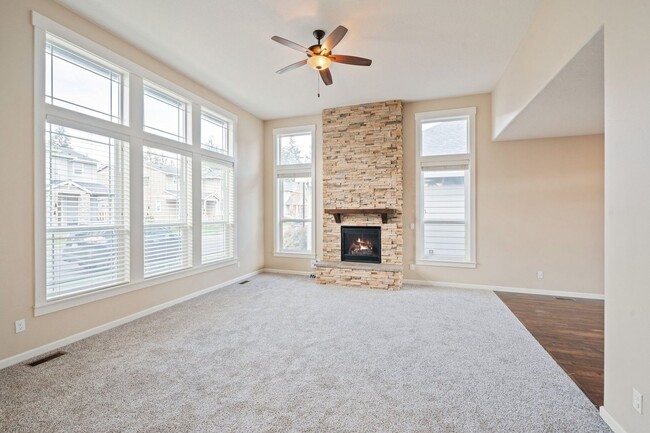 Building Photo - 14672 Catalpa Way