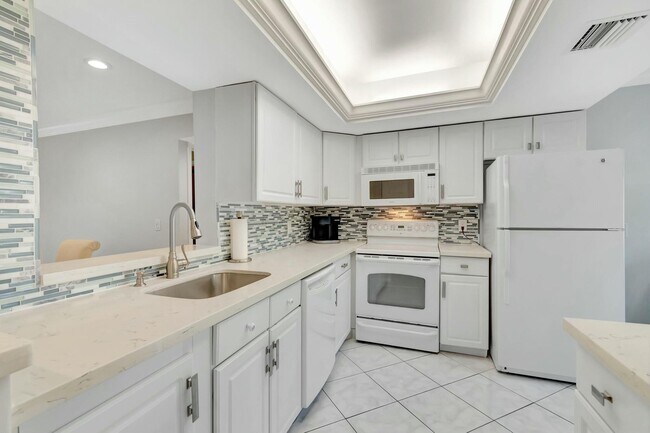 Foto del edificio - 14823 Cumberland Dr