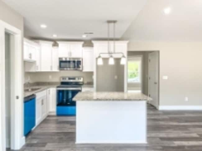 Building Photo - 173 Falling Creek Rd