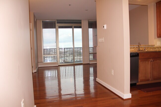 Building Photo - 105 Christina Landing Dr