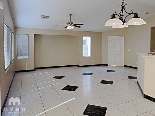 Building Photo - 6375 Strongbow Dr