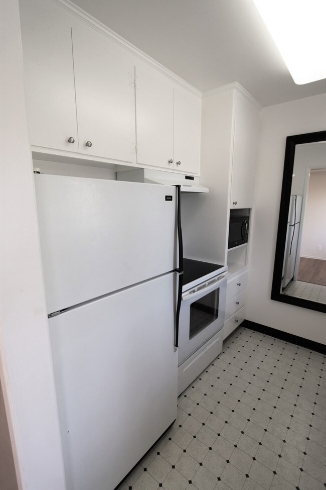 Foto del edificio - 734 Live Oak Ave