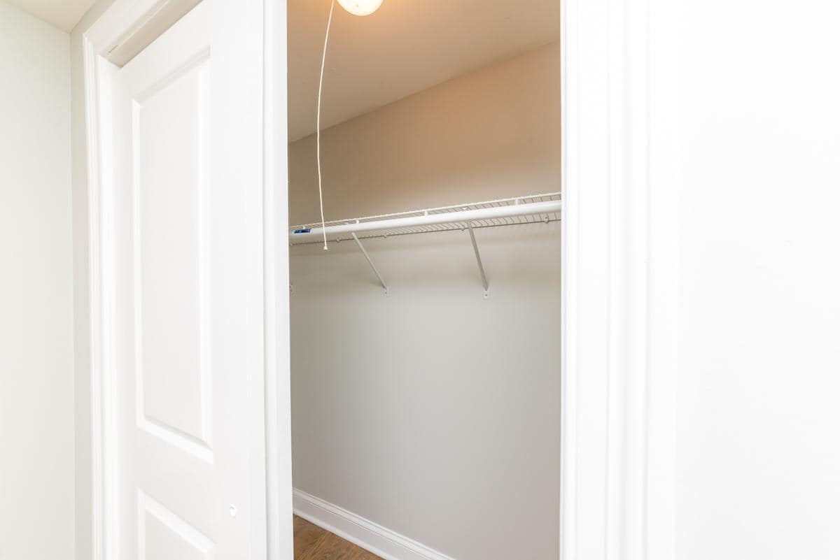 Primary Photo - 4 bedroom in Chicago IL 60608