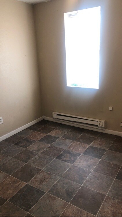 Foto del edificio - 716 W Oak St