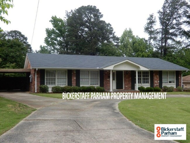 Building Photo - Modern Amenities. Urban Location. Sophisti...