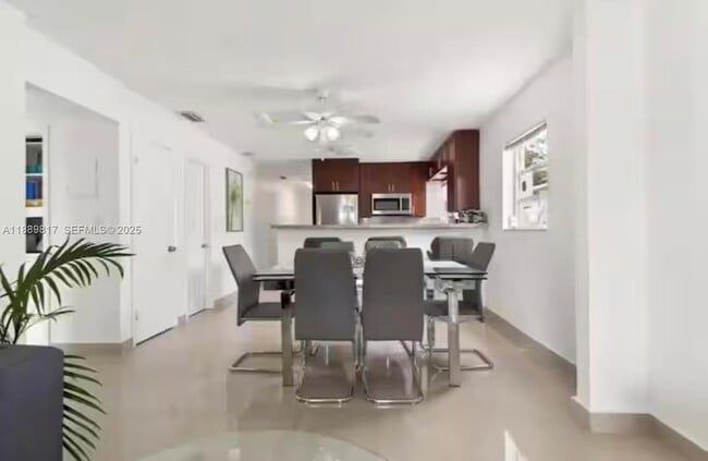 Foto del edificio - 2543 SW 58th Manor