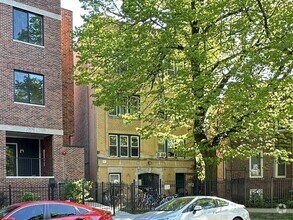 Building Photo - 2432 N Linden Pl