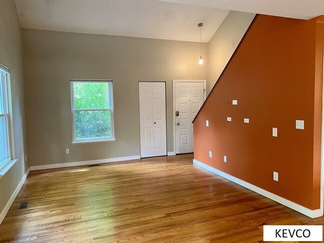 Building Photo - Awesome Patio Home!