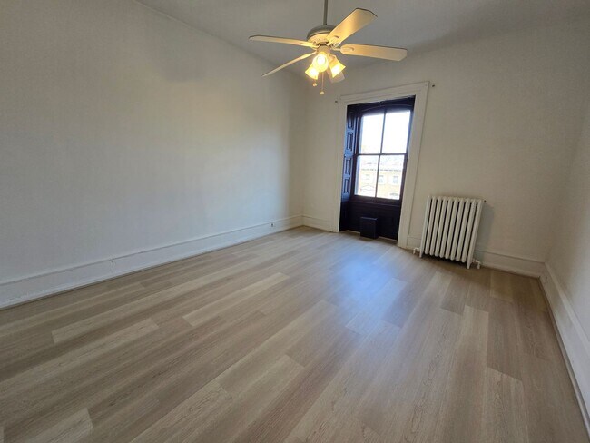 Foto del edificio - 2020 Spring Garden St