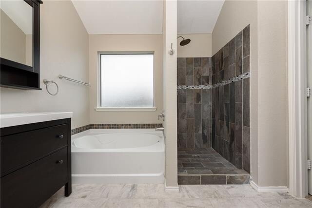 Foto del edificio - 3612 Chapel Hill Lane