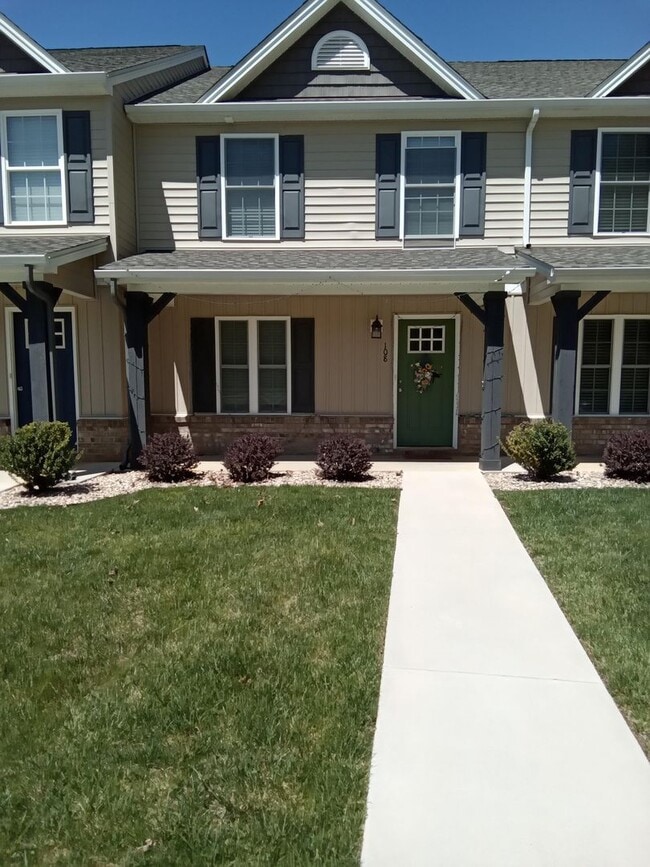 3BR, 3BA TH is Tavern Grove - 3BR, 3BA TH is Tavern Grove Townhome