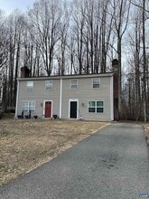 Building Photo - 270 Albert Ct