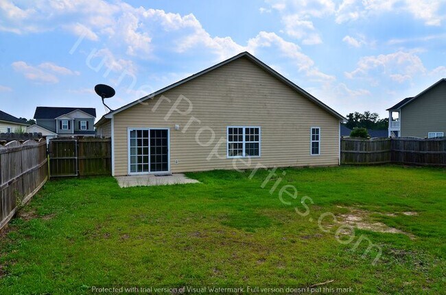 Building Photo - 529 Rusting Oak Drive Columbia SC 29209