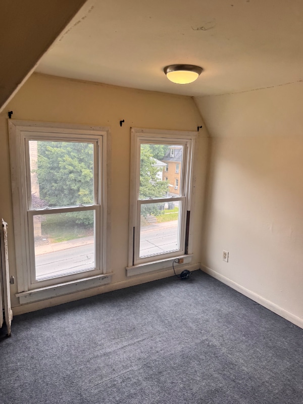 Building Photo - 508 E Beaver Ave