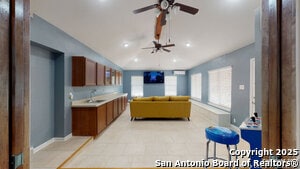 Building Photo - 146 Teakwood Ln