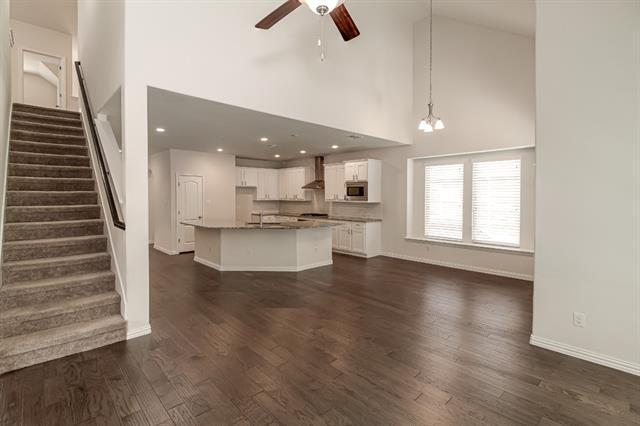 Building Photo - 1008 Water Garden Cir
