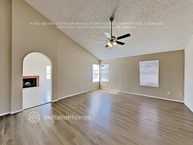 Building Photo - 8414 W Windrose Dr