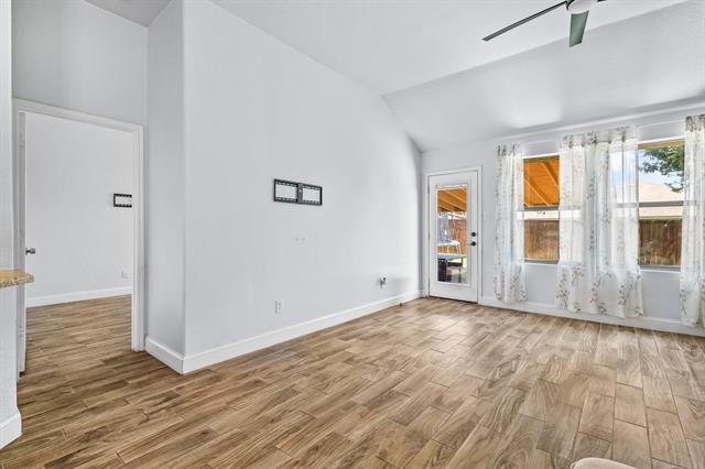 Building Photo - 5540 Crestwood Dr