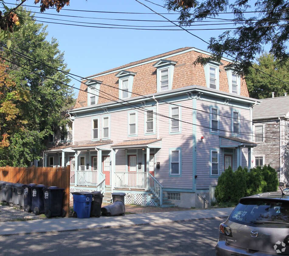 Primary Photo - 25 Jay St