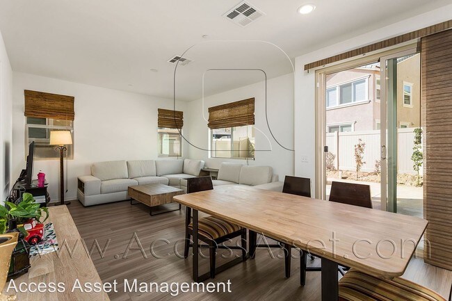 Foto del edificio - 3 br, 2.5 bath House - 24209 Carnation Way