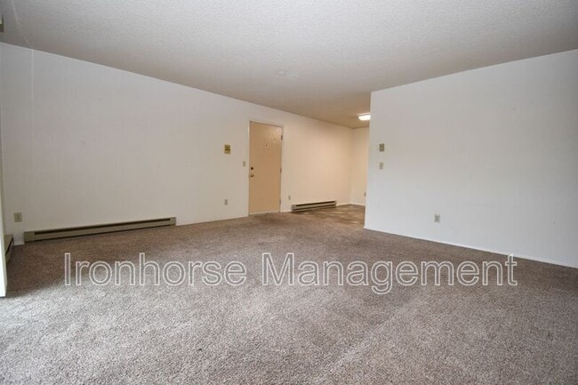 Foto del edificio - 811 W Villard St