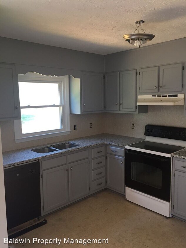 Foto del edificio - 3 br, 2 bath House - 1516 Royal Ridge Dr.